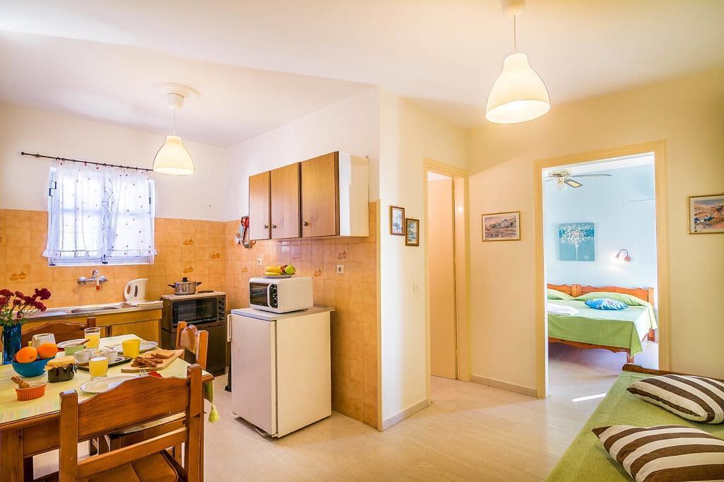 Danae Apartments Agios Gordios  Room photo