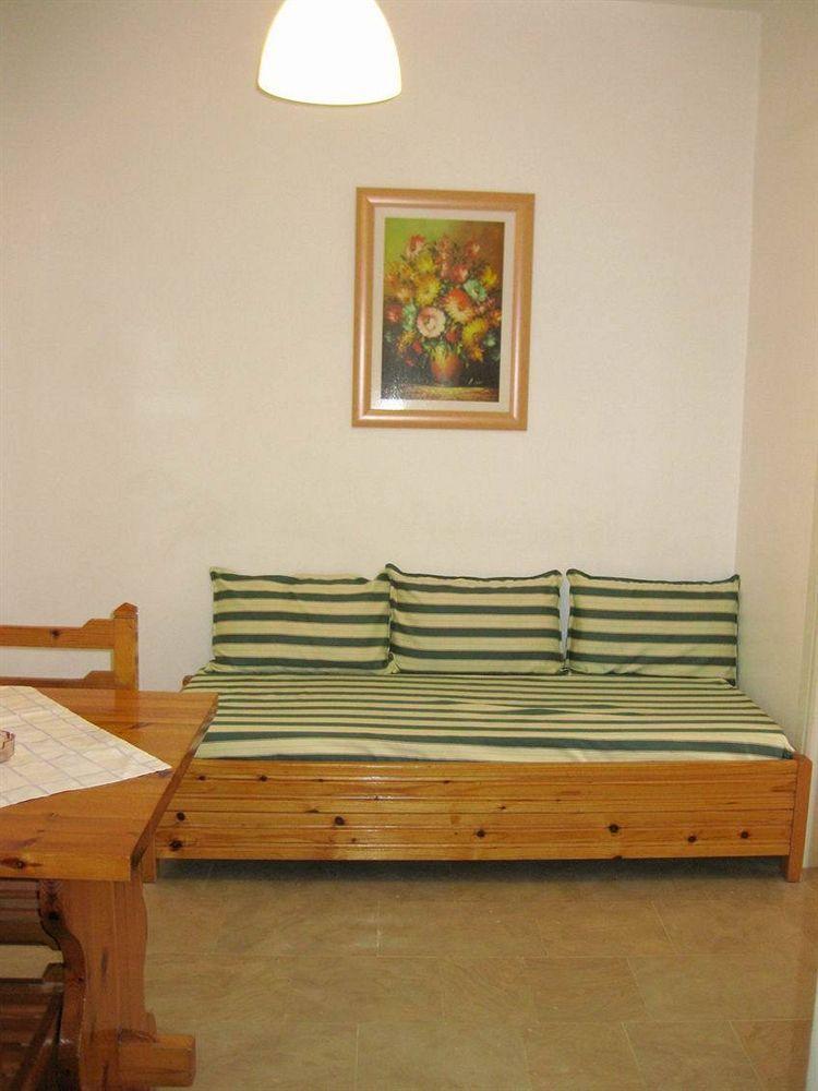 Danae Apartments Agios Gordios  Exterior photo