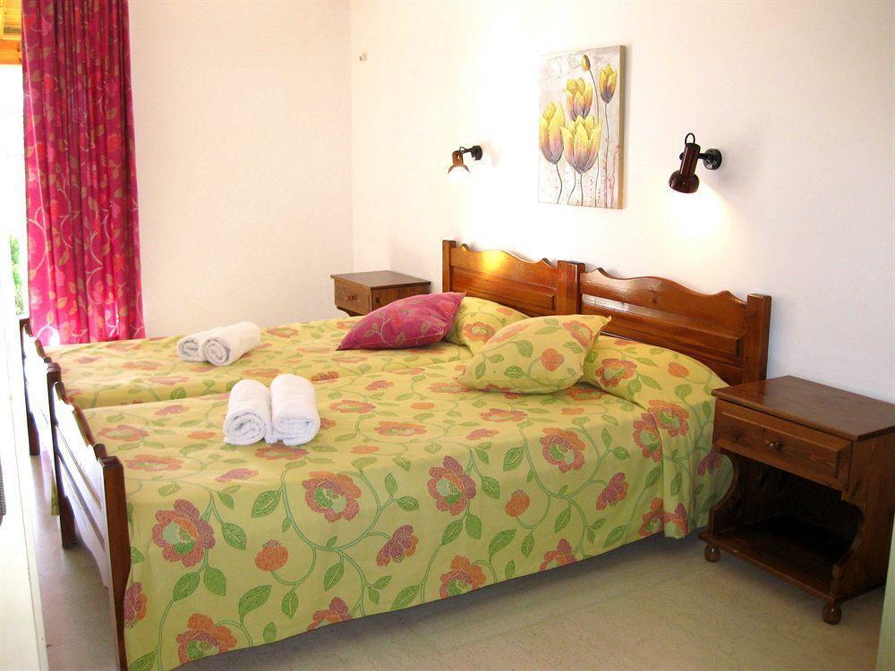 Danae Apartments Agios Gordios  Exterior photo