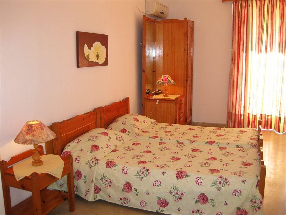 Danae Apartments Agios Gordios  Exterior photo