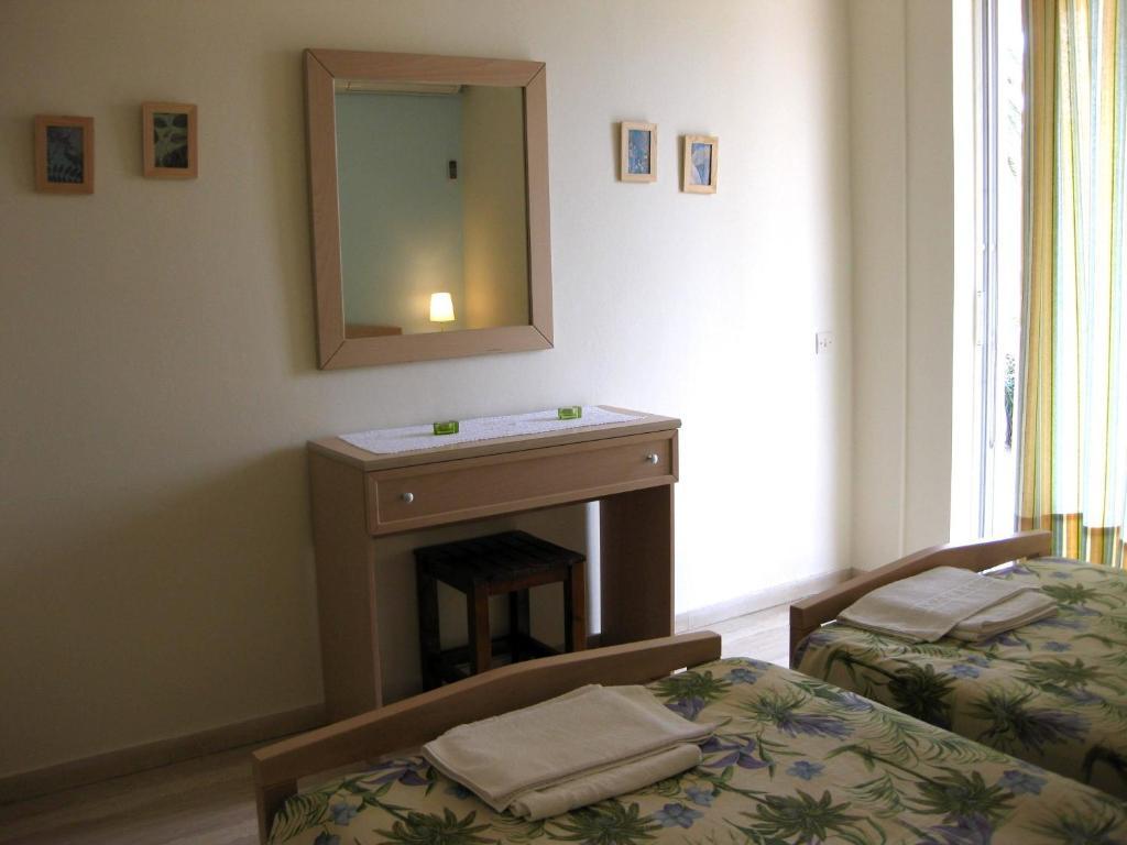 Danae Apartments Agios Gordios  Exterior photo